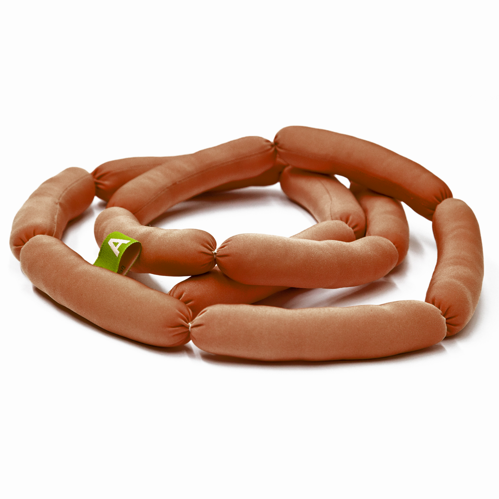 Die Wurstkette von Aufschnitt Berlin ist ein witziges Geschenk für Menschen, die Wurst möggen. Die Wurst kann man als Vegetarier als Gastgeschenk zu einer Grillfeier oder einer Party mitbringen.